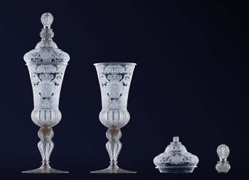 vier geschliffene Pokale aus Glas