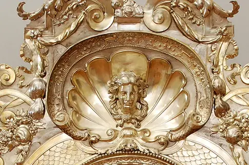 Detail Kaminschirm, Albrecht Biller (1653 – 1720) & Lorenz II Biller (1649 – 1726); Augsburg, 1690-1695, Inv.Nr. 37534 © Kunstgewerbemuseum, Staatliche Kunstsammlungen Dresden 